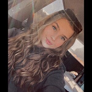 Meet your Posher, Savannah